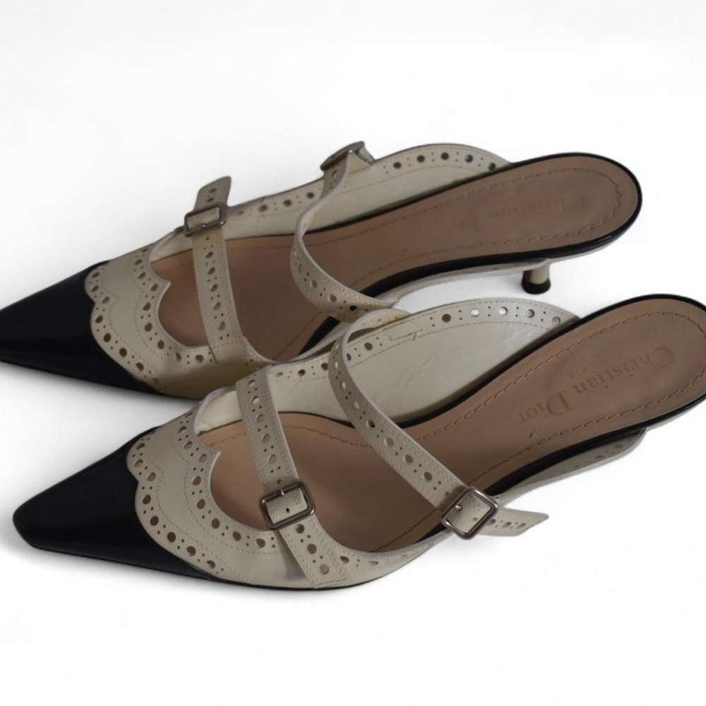 Vintage Christian Dior spectator heels - Picture 2 of 7